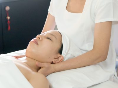 neck and shoulder massage